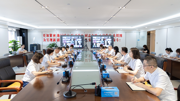 [图文]集团公司工会组织召开学习转达自治区工会第十三次代表大会精神-狮子会游戏新闻